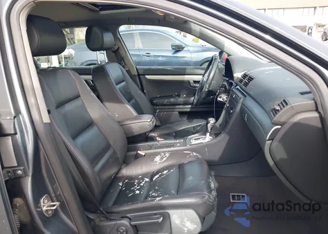 2004 Audi A4 1.8T z USA, uszkodzony, nr VIN WAUJC68E44A214310